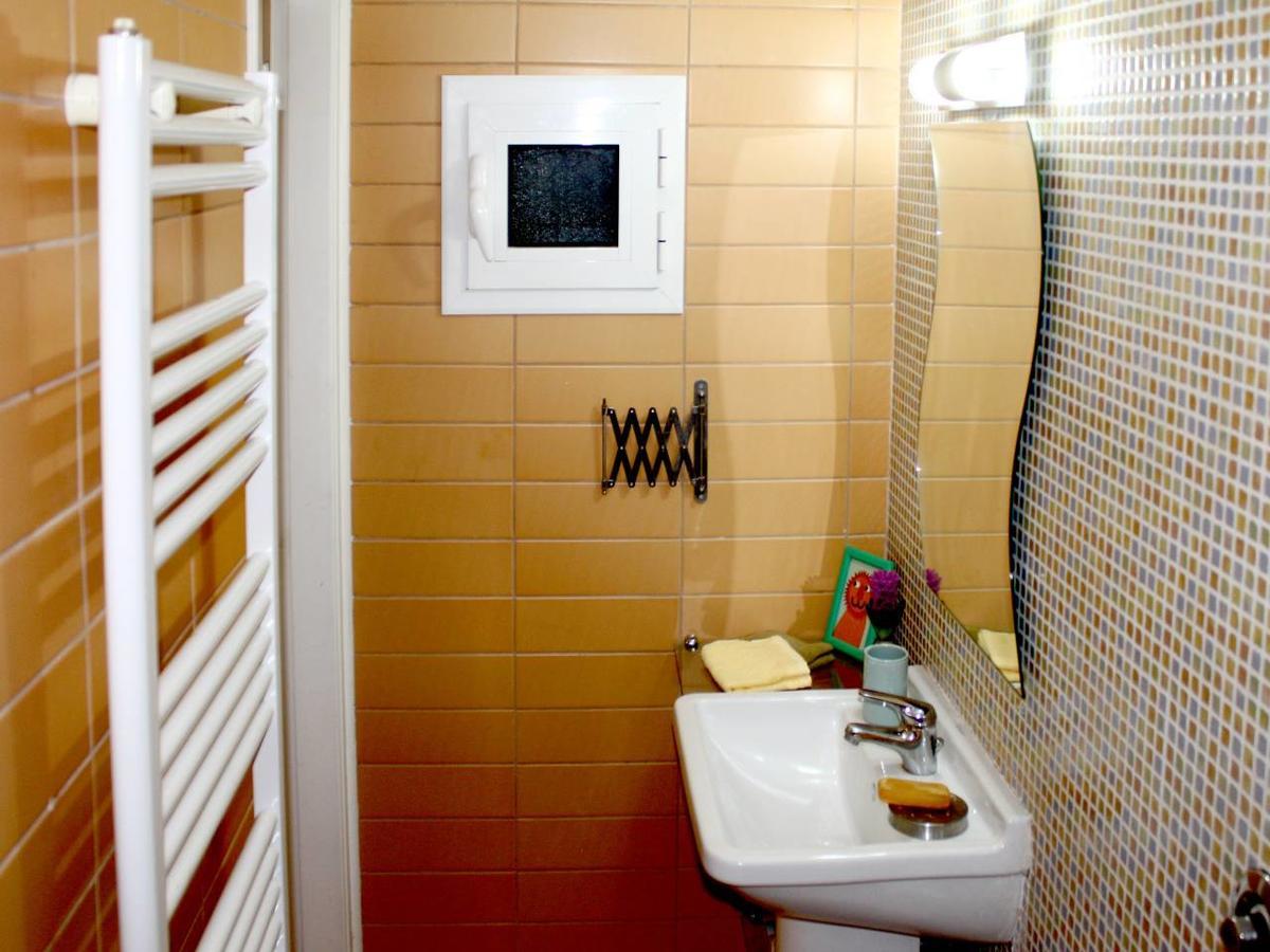 Sweet Stone Apartment In Imittos Atenas Exterior foto